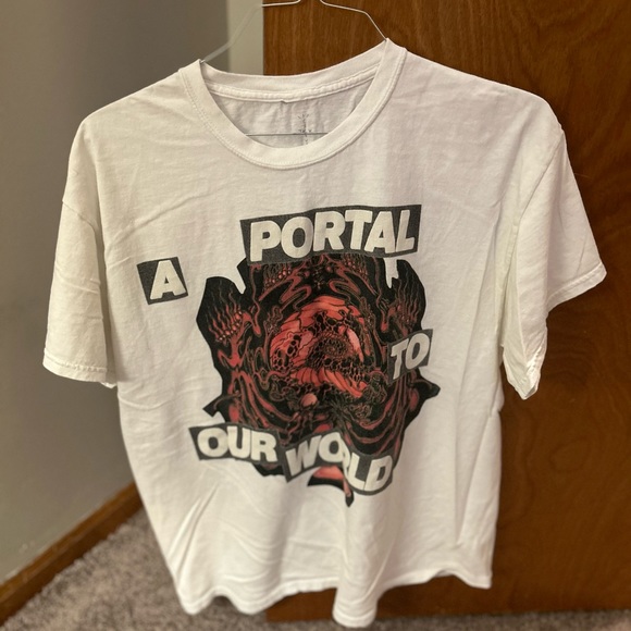 Travis Scott Rolling Loud 2021 Shirt - Picture 2 of 2